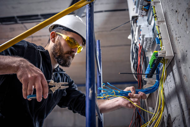 Best Affordable Emergency Electrician  in Snohomish, WA